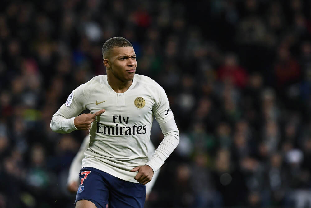 记者：塞梅尼奥加盟曼城预计48小时内完成，球员已达成个人协议